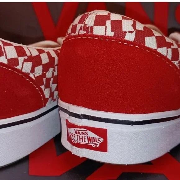 VANS Comfycush Era Men's 7.5/Women's 9 Tear Check Red/White VN0A3WM9V9Z